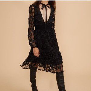 Cynthia Rowley HARLOW V-NECK LACE DRESS